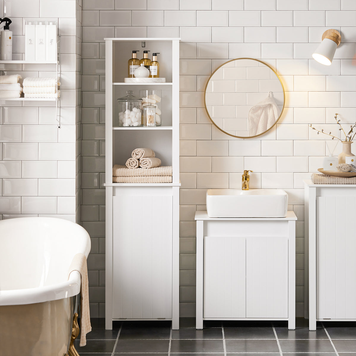 SoBuy Badkamerkast Met 1 Lade - Incl. 1 Uitneembare Wasmand - 30 X 30 X 90 Cm Max 15kg Wit SoBuy Badkamerkast Met 1 Lade - Incl. 1 Uitneembare Wasmand - 30 X 30 X 90 Cm Max 15kg Wit