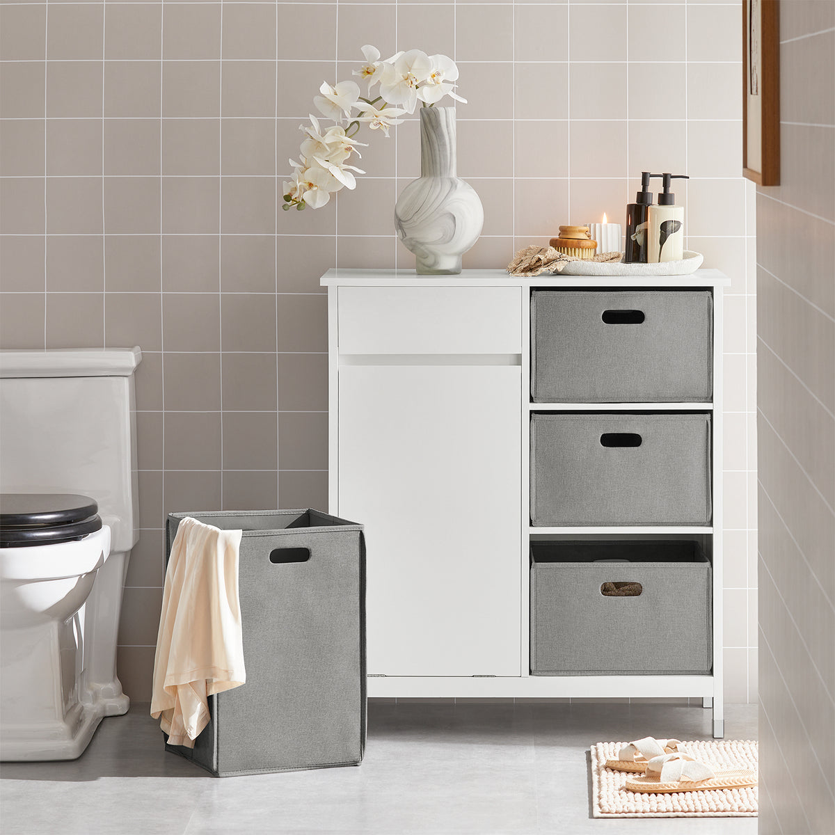 SoBuy Badkamerkast, Kolomkast, Lade Kast, Waskast, Badkamer Halfhoge Opbergkast met 1 Lade, 1 Glazen Deur en 1 Uitneembare Wasmand, Badkamermeubel, Wit, 40x40x96 cm, BZR116-W