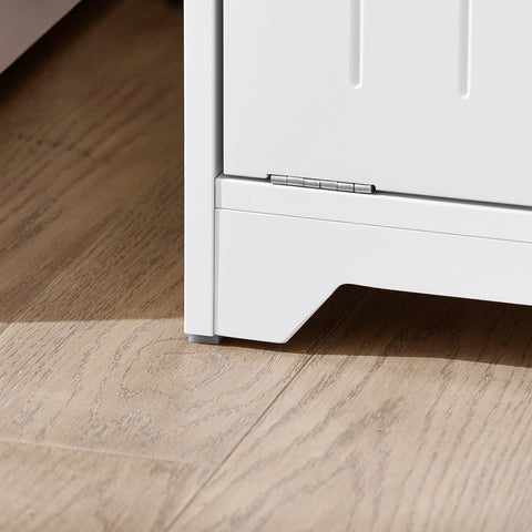 SoBuy BZR150-W Hoge badkamerkast met waszak, badkamerkast met deuren, 2 afneembare wasmanden, verstelbare planken, vakken