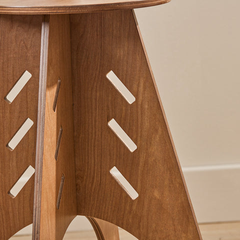 SoBuy HFBT01-K-BR Ronde Houten Bijzettafel, Ronde Salontafel, Nachtkastje, Koffietafel, Telefoontafel, voor Woonkamer, Slaapkamer, Structuur Pen-en-Gat, Bruin